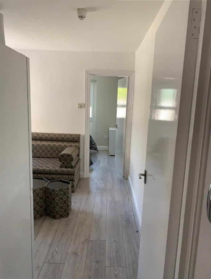 Beautiful Hoe Street First Floor One Bedroom Apartment B Walthamstow Londra Exterior foto